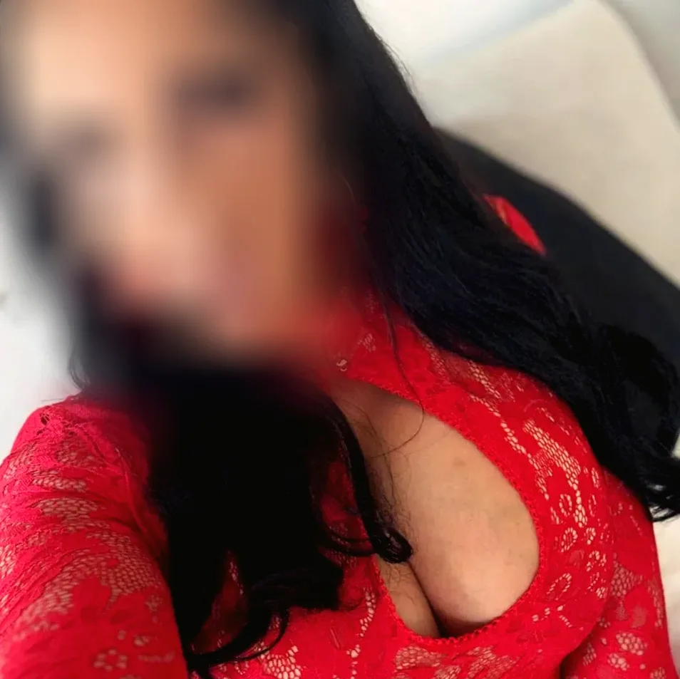 Nawal, 37 años